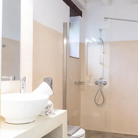 Blue Vista Double * سكالا